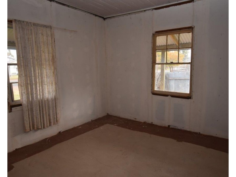 114 Maughan Street, Wellington NSW 2820