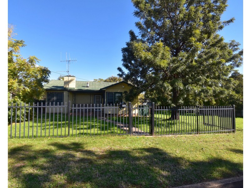135 Pierce Street, Wellington NSW 2820