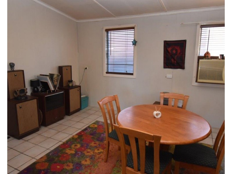 196 Percy Street, Wellington NSW 2820