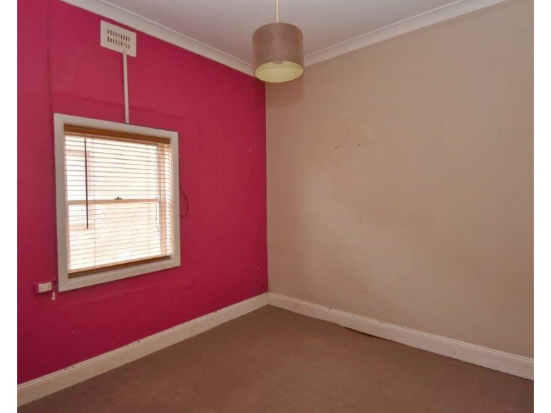 196 Percy Street, Wellington NSW 2820