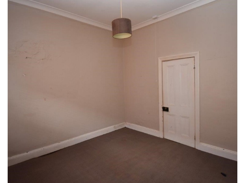 196 Percy Street, Wellington NSW 2820