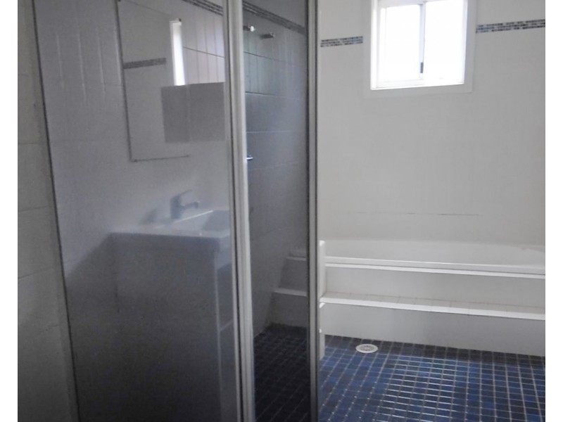 196 Percy Street, Wellington NSW 2820