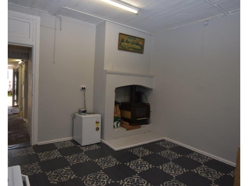 120 Lee Street, Wellington NSW 2820