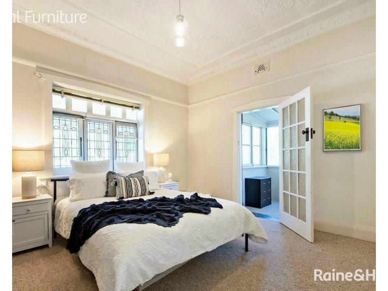 6 Warne Street, Wellington NSW 2820