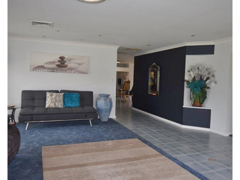 2 Tristannia Street, Wellington NSW 2820