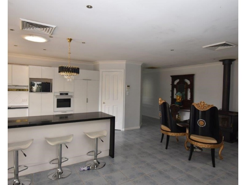 2 Tristannia Street, Wellington NSW 2820