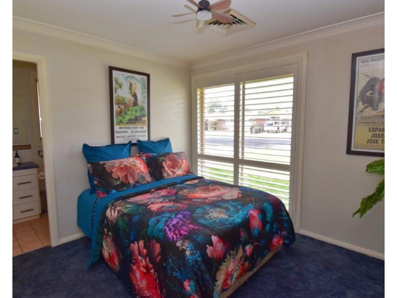 2 Tristannia Street, Wellington NSW 2820