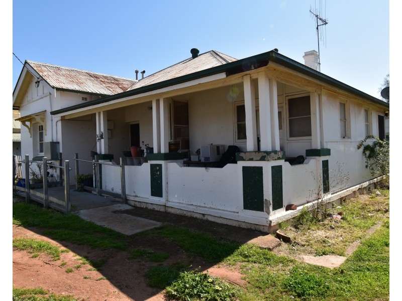 36 Maxwell Street, Wellington NSW 2820