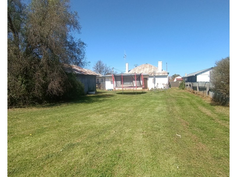 36 Maxwell Street, Wellington NSW 2820