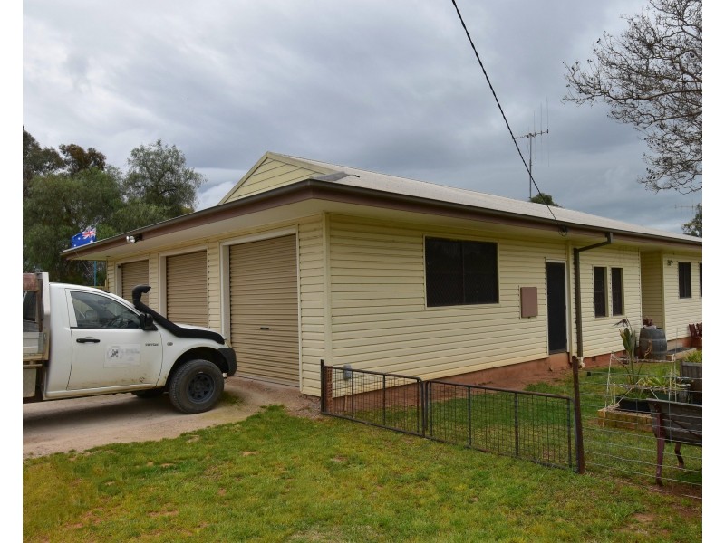 5 Pierce Street, Wellington NSW 2820