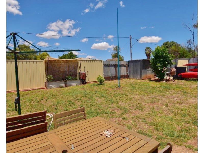 5 Pierce Street, Wellington NSW 2820
