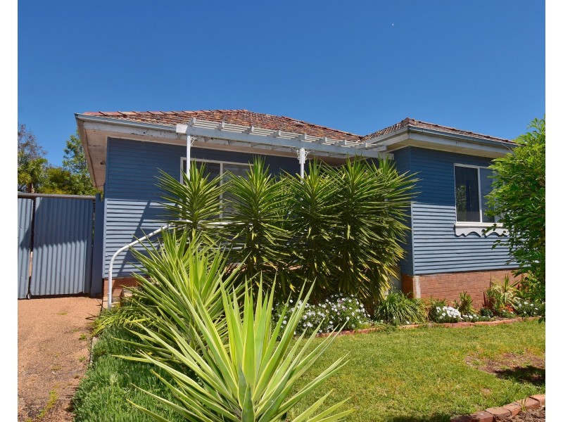 129 Warne Street, Wellington NSW 2820