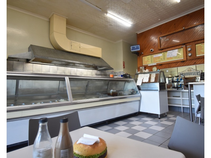 168-170 Percy Street, Wellington NSW 2820