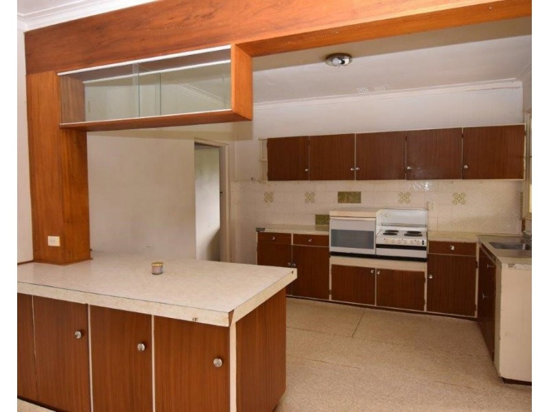 10 Raymond Street, Wellington NSW 2820