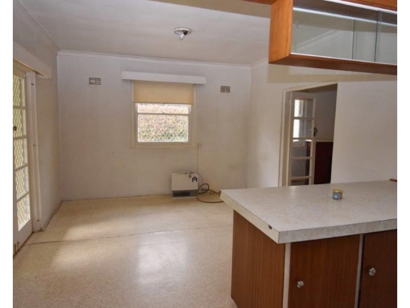 10 Raymond Street, Wellington NSW 2820