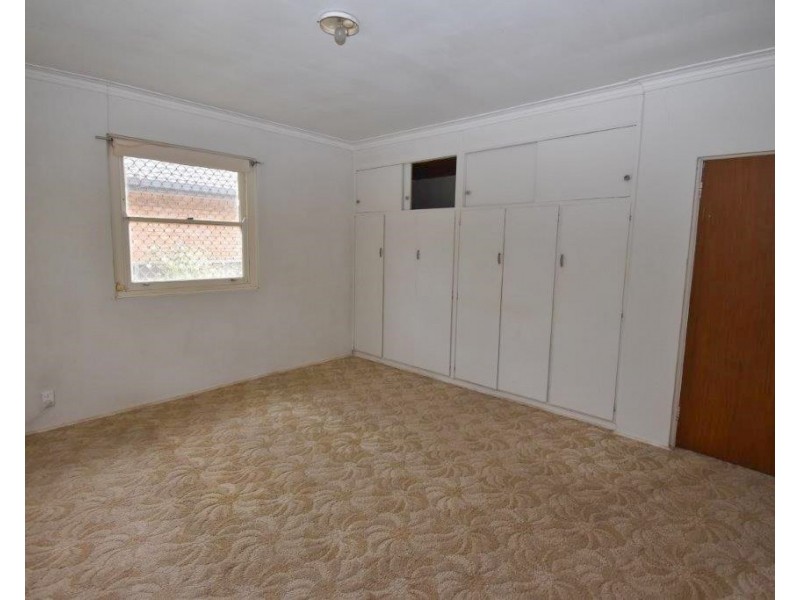 10 Raymond Street, Wellington NSW 2820