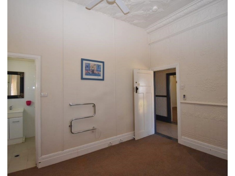 30 Maxwell Street, Wellington NSW 2820