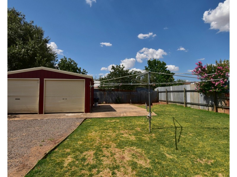24 Short Street, Wellington NSW 2820