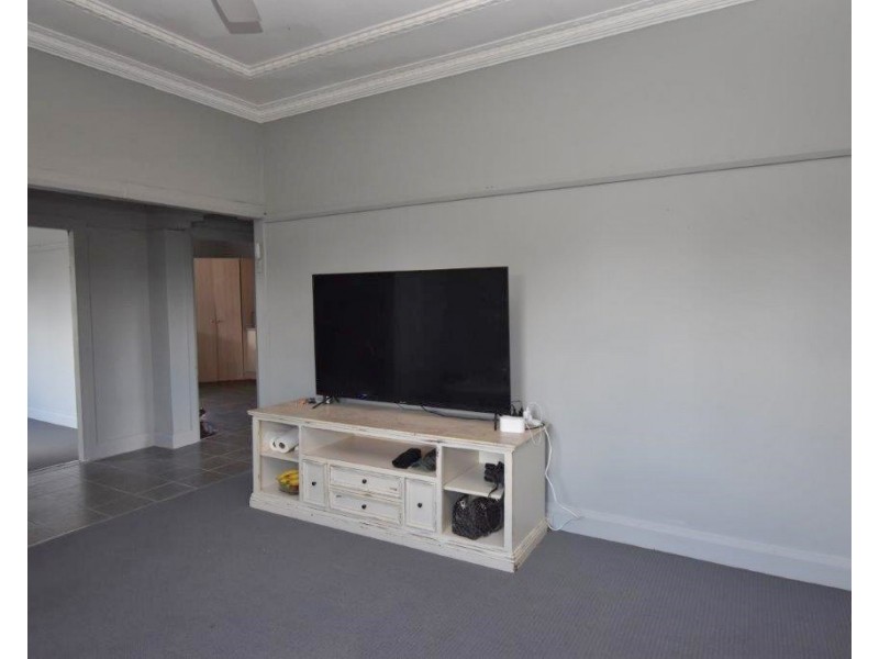 24 Short Street, Wellington NSW 2820