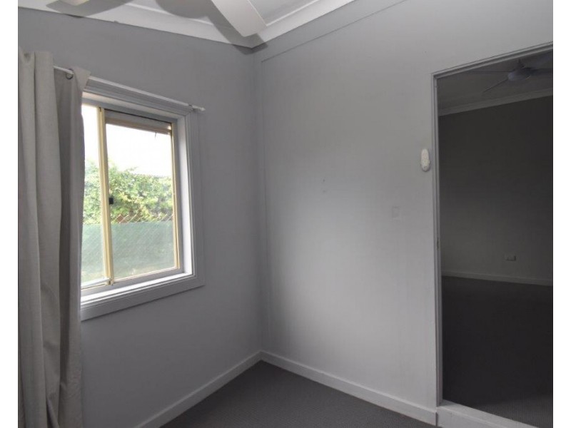 24 Short Street, Wellington NSW 2820