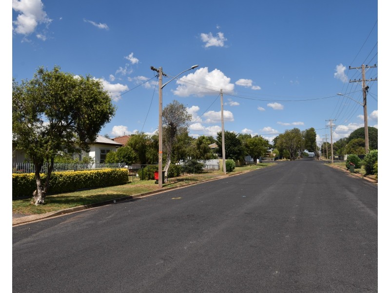 24 Short Street, Wellington NSW 2820