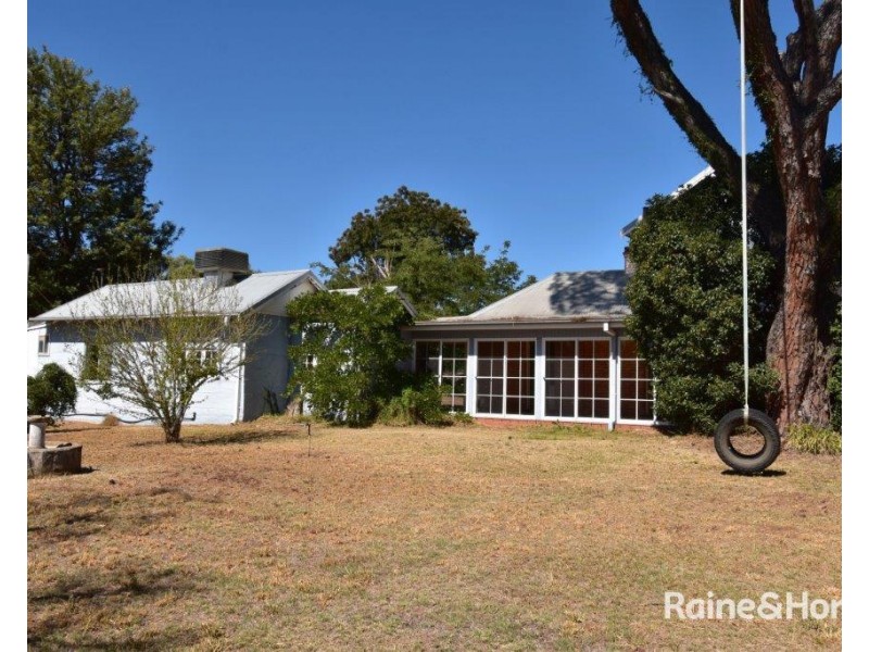 155 Falls Road, Wellington NSW 2820