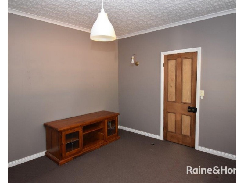 155 Falls Road, Wellington NSW 2820