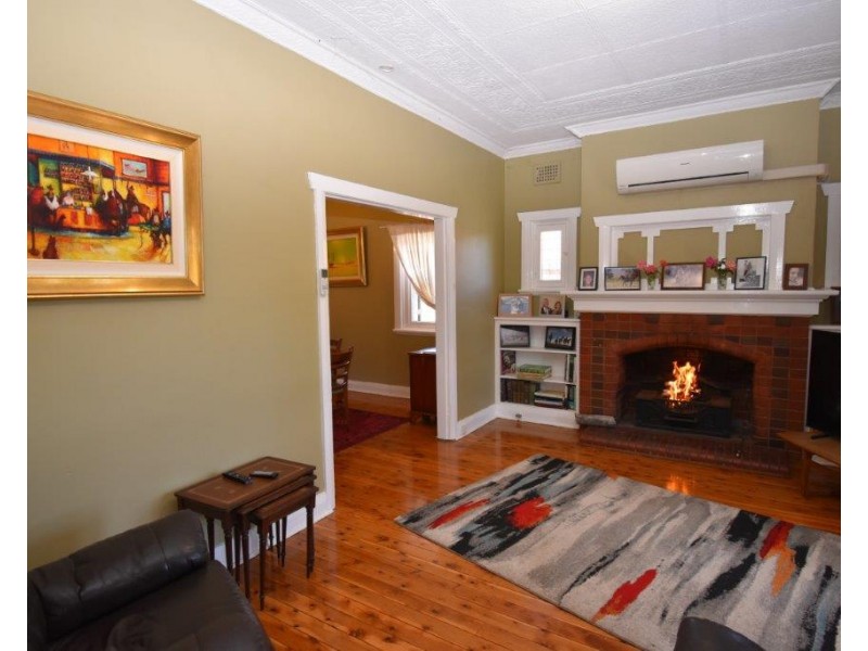 103 Gisborne Street, Wellington NSW 2820