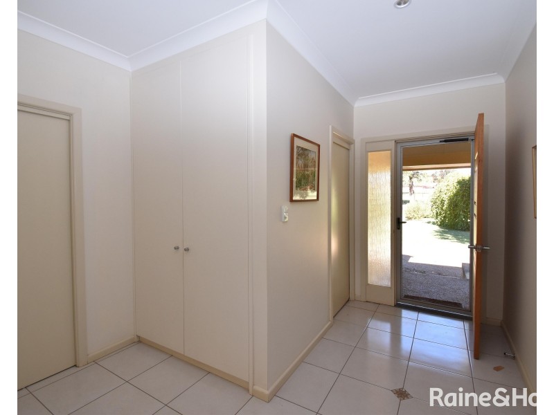 86 Gobolion Street, Wellington NSW 2820