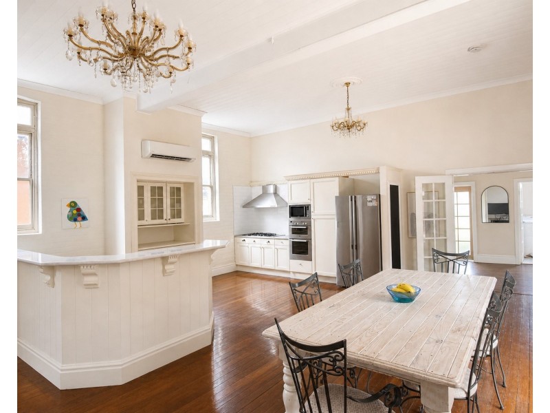105-107 Lee Street Street, Wellington NSW 2820