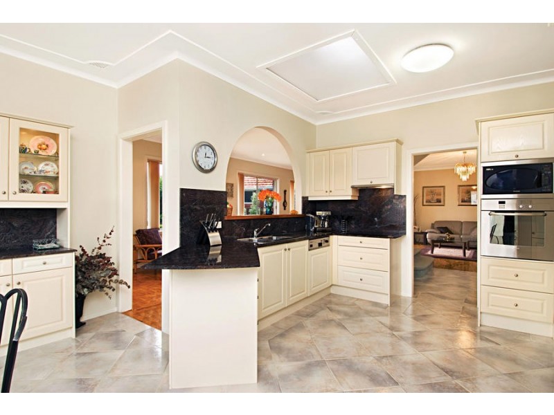 9 Clarence Crescent, Sylvania Waters NSW 2224