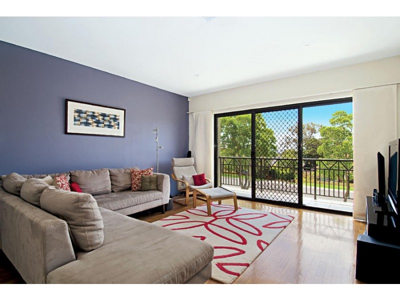 8 Fairs Avenue, Woolooware NSW 2230