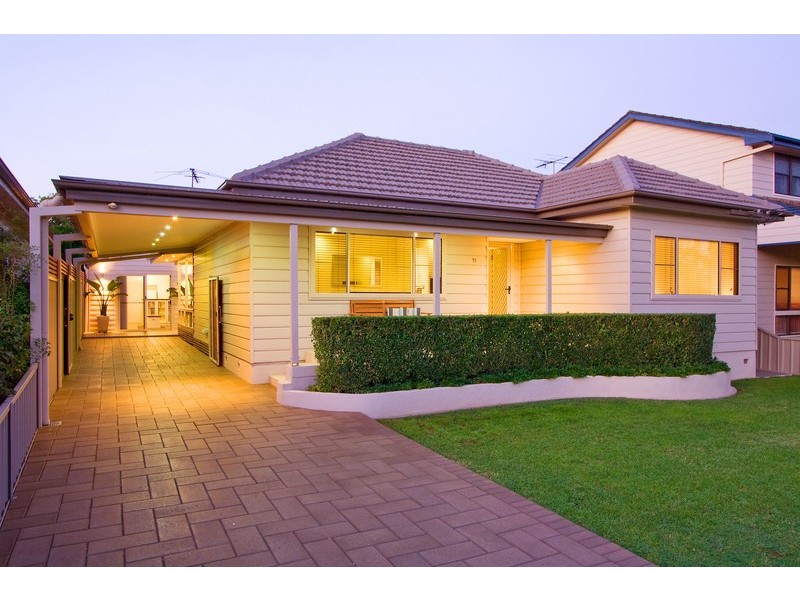 11  Burleigh Avenue, Caringbah NSW 2229