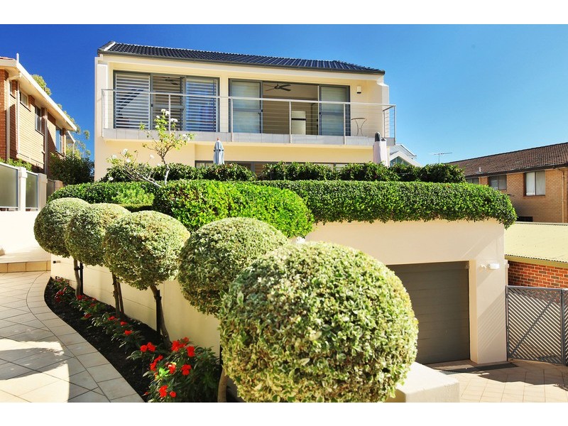 18 Swan Street, Lilli Pilli NSW 2229