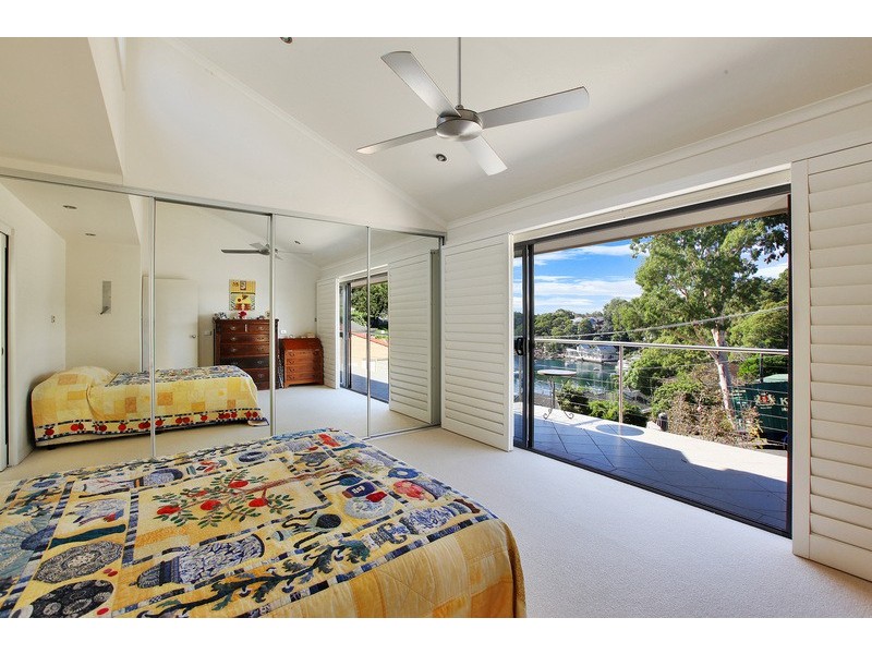 18 Swan Street, Lilli Pilli NSW 2229