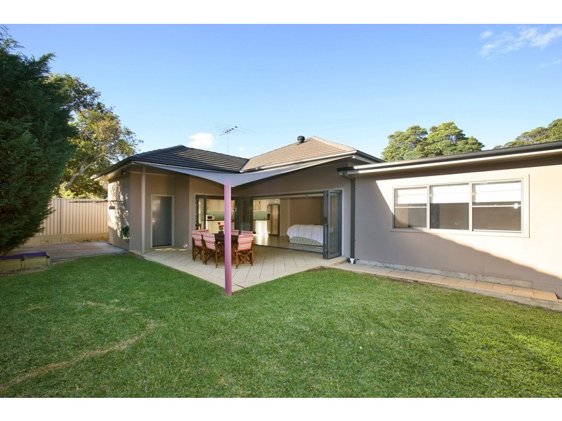 3 Gillwinga Avenue, Caringbah NSW 2229
