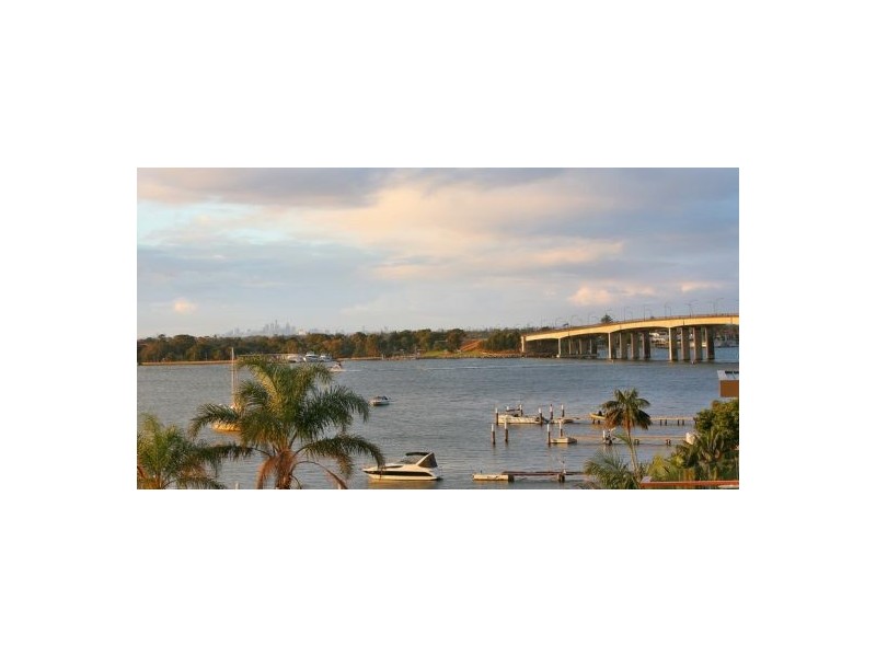39 Holt Road, Taren Point NSW 2229
