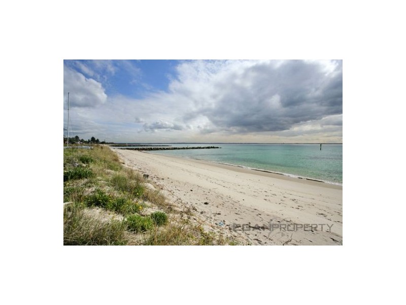 102 Prince Charles Parade, Kurnell NSW 2231