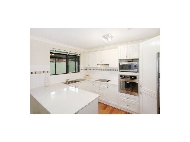 11/24 Jacaranda Road, Caringbah NSW 2229