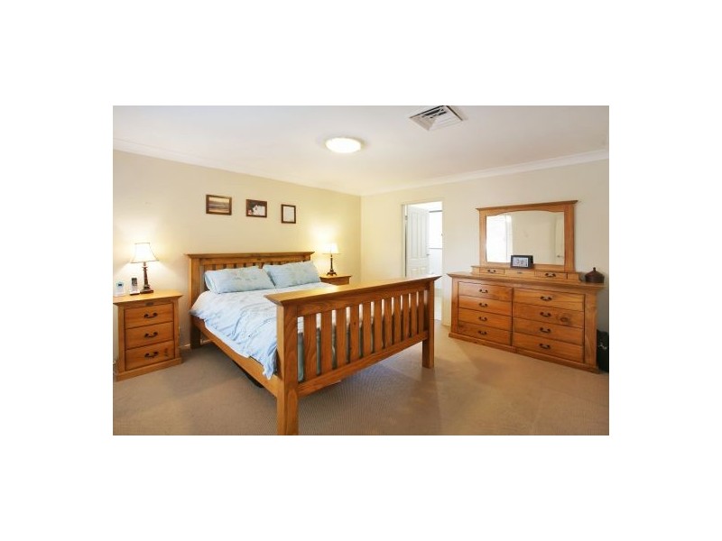 11/24 Jacaranda Road, Caringbah NSW 2229