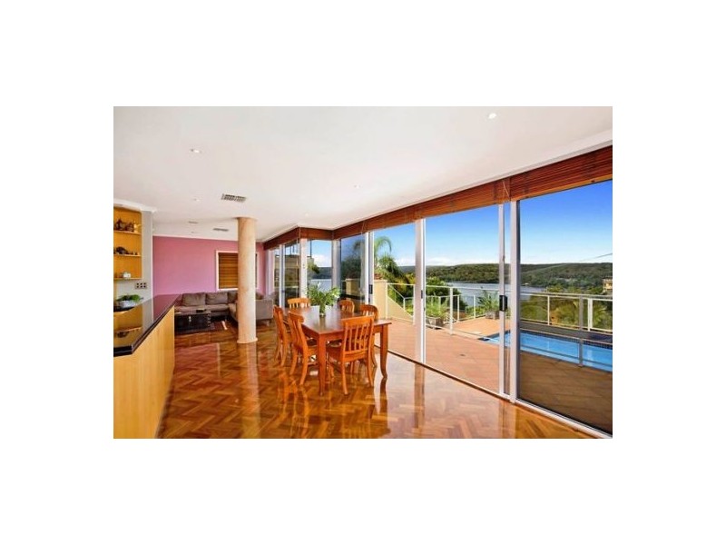 8 Waring Road, Caringbah NSW 2229