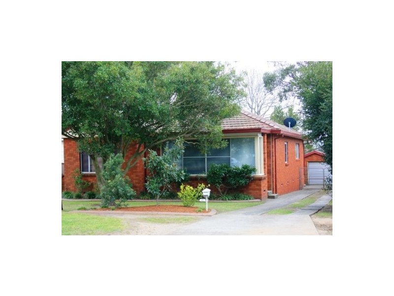 11 Booyong Avenue, Caringbah NSW 2229