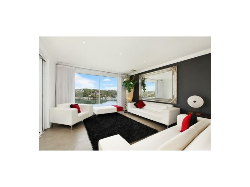 14 Maroopna Road, Yowie Bay NSW 2228