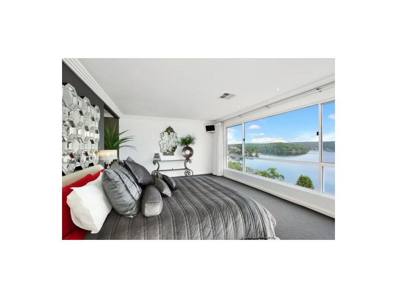 14 Maroopna Road, Yowie Bay NSW 2228