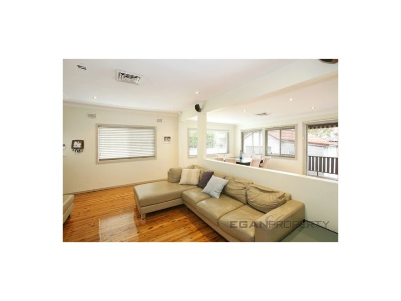 175 Parraweena Road, Miranda NSW 2228