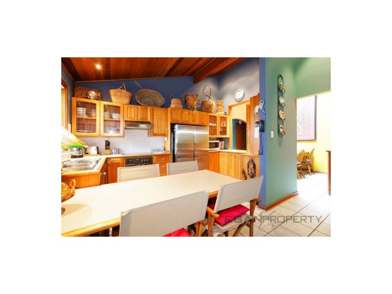 5 Short Avenue, Bundeena NSW 2230