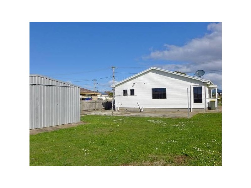64 Madden Street, Devonport TAS 7310