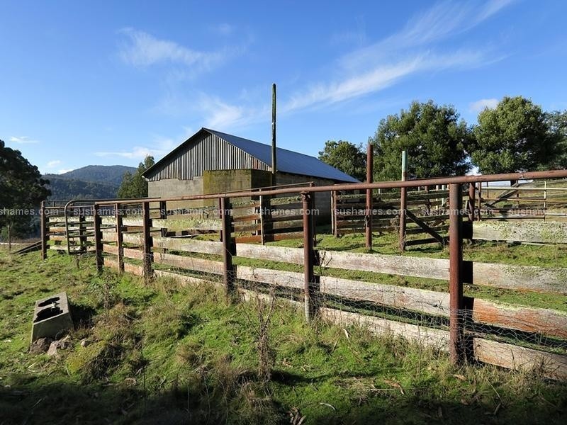 180 Haywoods Road, Gunns Plains TAS 7315