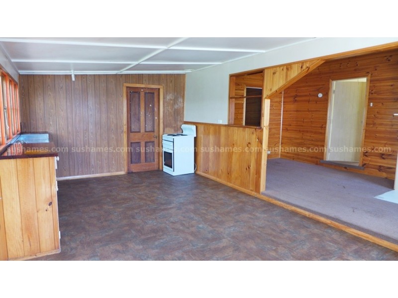 21 Main Street, Wilmot TAS 7310