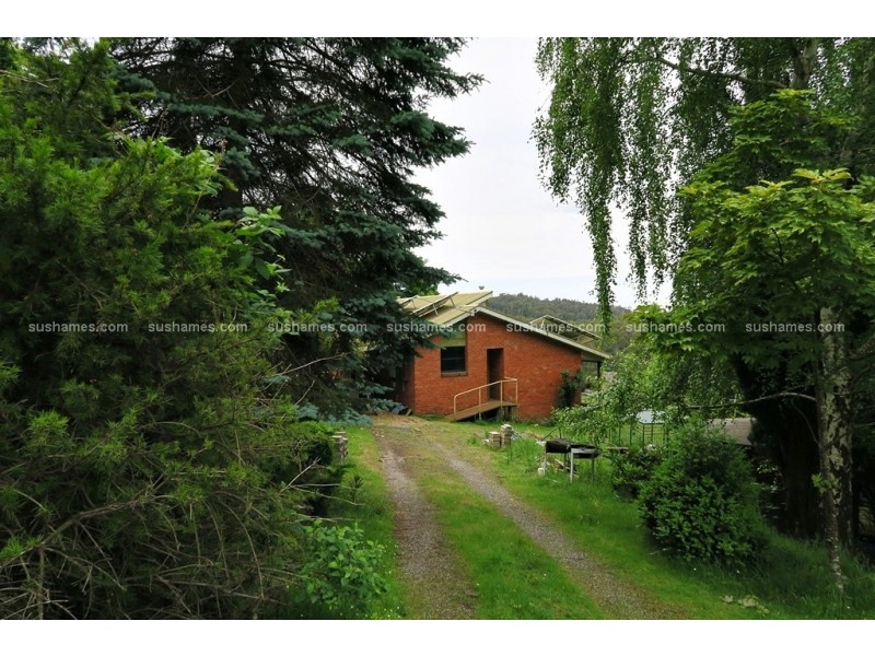 2 Hoares Road, Wilmot TAS 7310